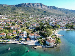 Luxury Villa Lux with Heated Pool
